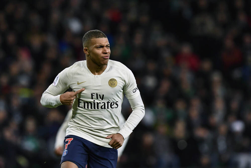 V观财报｜壁仞科技盘中涨超100%，游族网络、碧桂园创投等入股